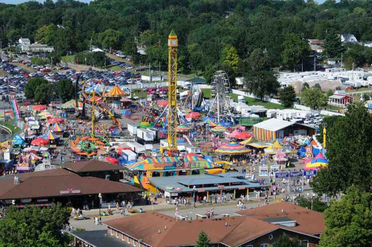 Iowa State Fair Guide: Food, Butter Cow, and Planning Tips (What Iowa Is Known For)