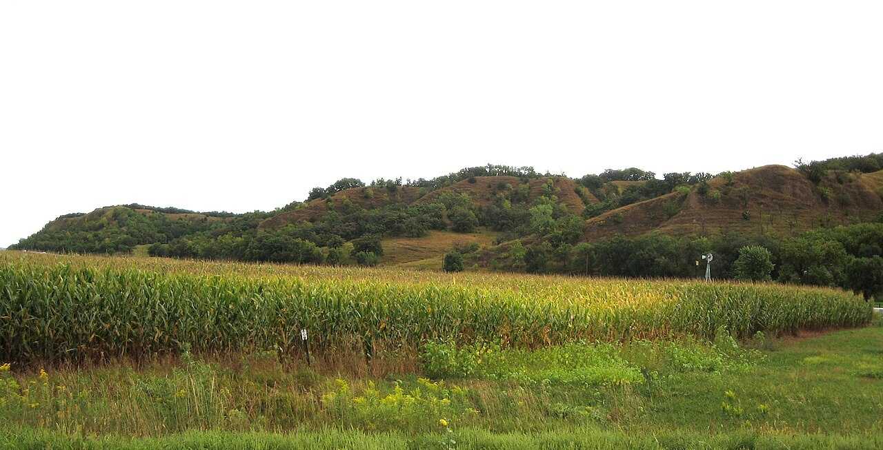 loess hills and driftless area what is iowa known for